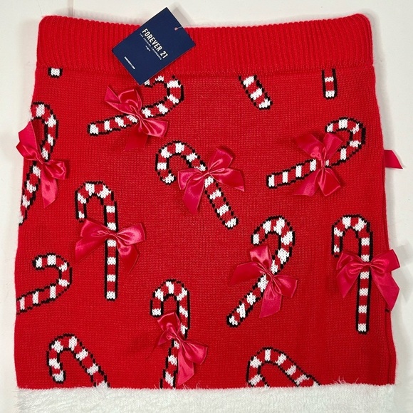 Forever 21 Candy Cane Christmas Mini Skirt M Red Knit Red Bows Size Medium NWT - Picture 15 of 15